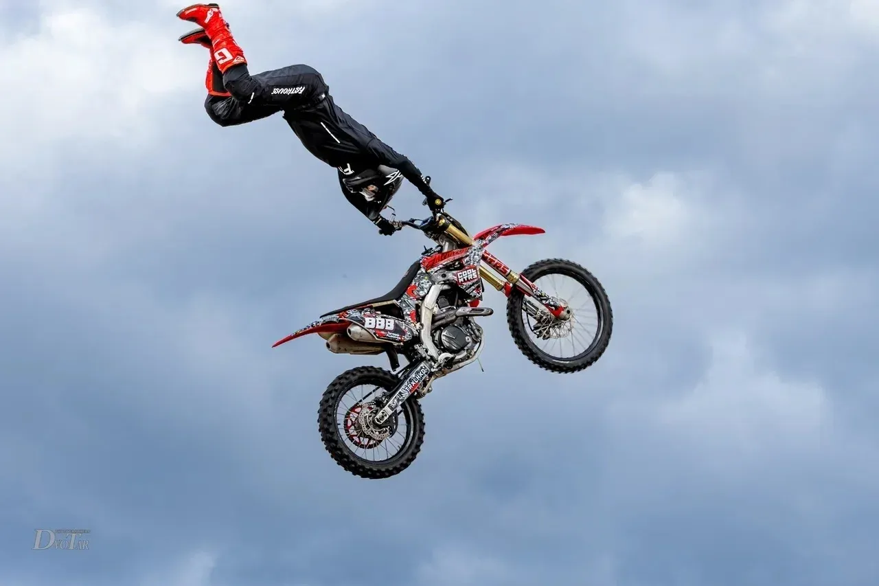 Выставка "Мотовесна"