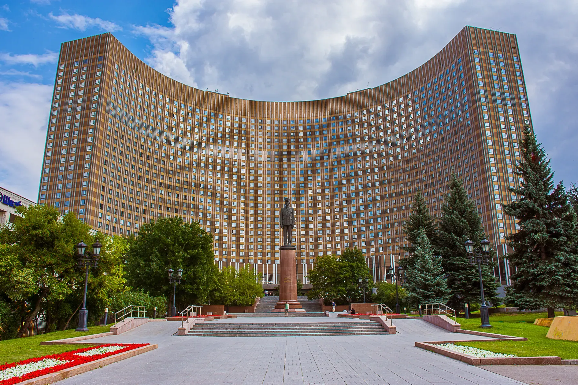 Cosmos Moscow VDNH Hotel