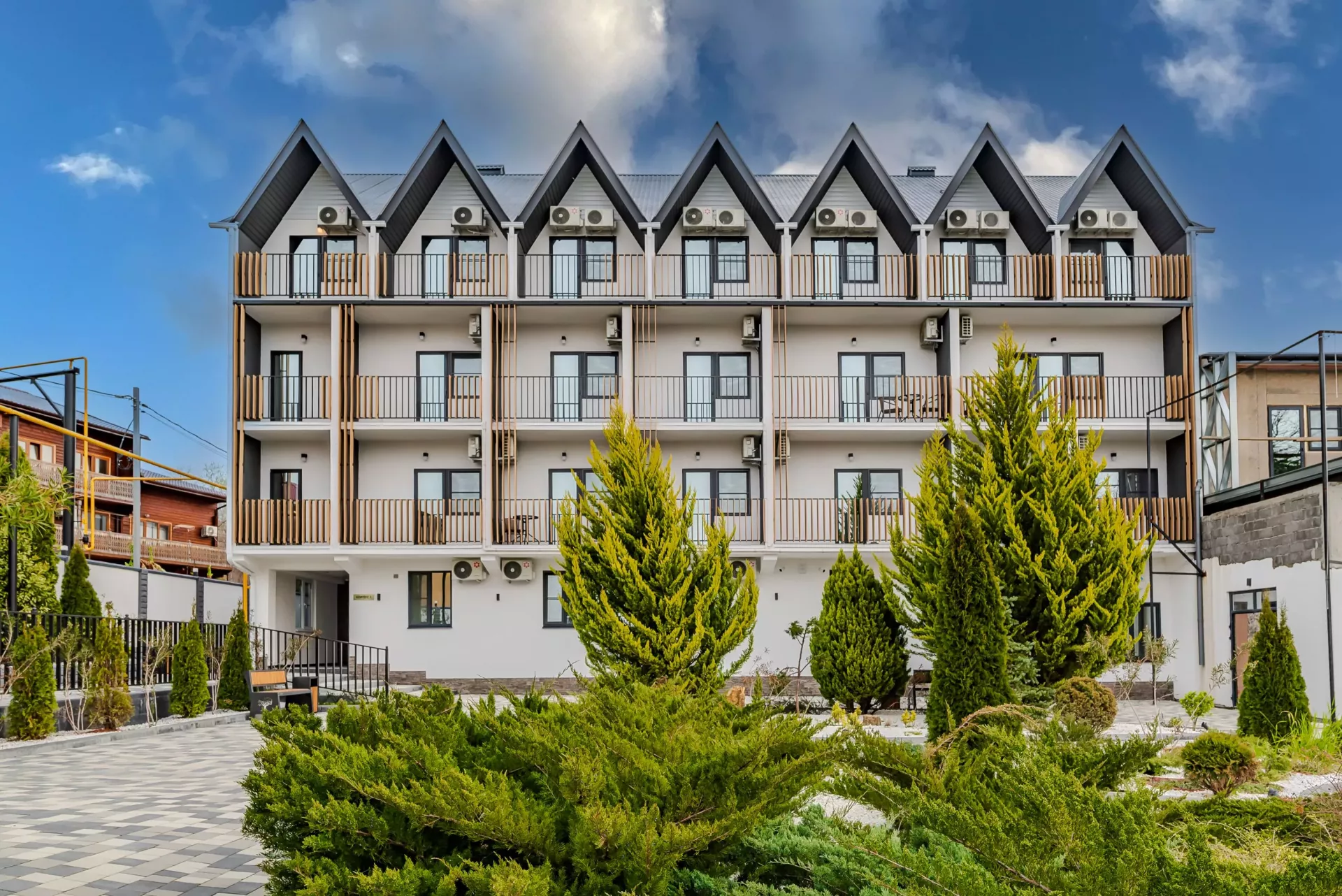 Cosmos Smart Sochi Tivoli Hotel